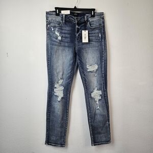 JUDY BLUE Boyfriend Fit Mid Rise Distressed Jeans Size 15/32 NWT